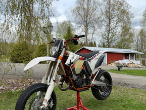 KTM 125