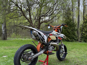 KTM 125