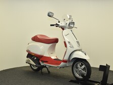 Vespa LX