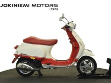 Vespa LX