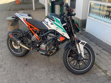 KTM 125