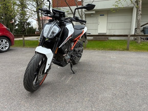 KTM 125