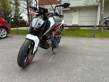 KTM 125