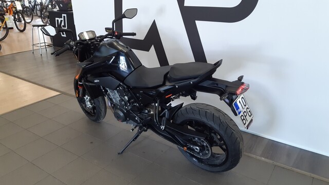 KTM 890 Katu/Matka/Sport Duke