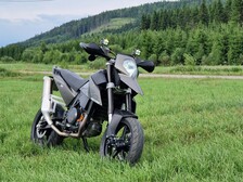 KTM 690