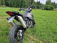 KTM 690