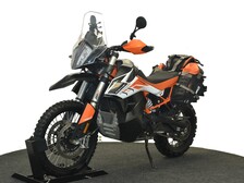 KTM 790