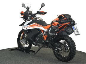 KTM 790