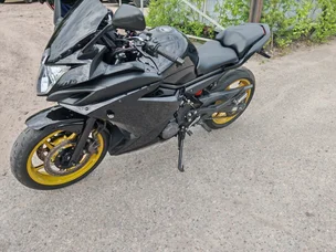 Yamaha FZ6