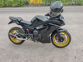 Yamaha FZ6