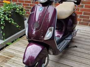 Vespa LX