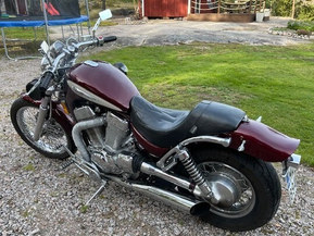 Suzuki Intruder