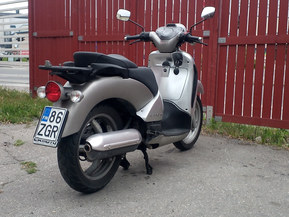 Aprilia Scarabeo