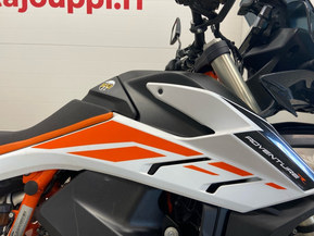 KTM 790