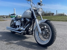 Harley-Davidson Softail