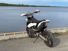 KTM 690