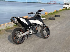 KTM 690