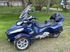 Can-Am Spyder