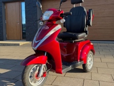 Pyrkijä E400