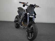 KTM 690
