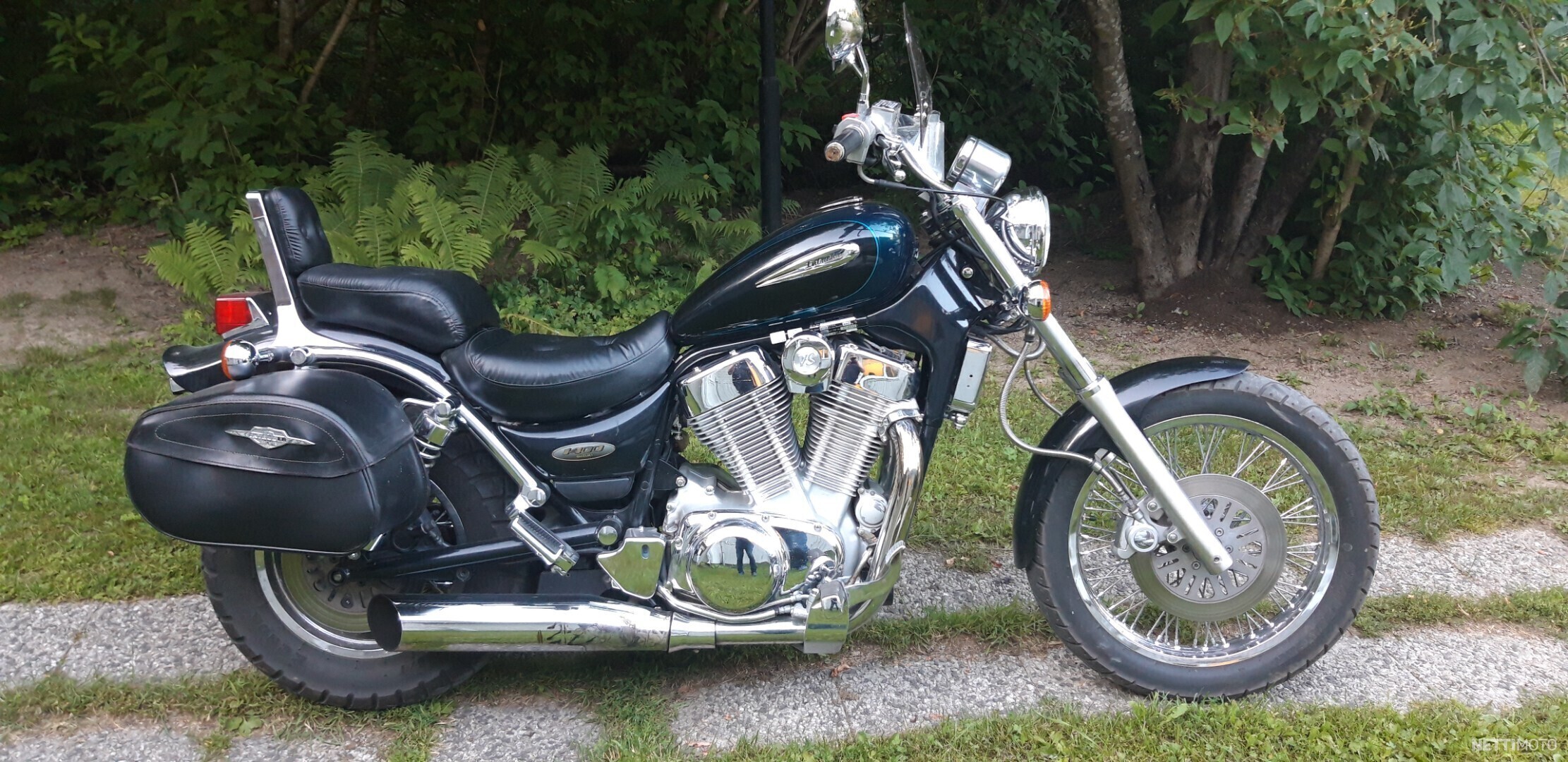 Suzuki Intruder