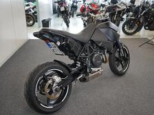 KTM 690