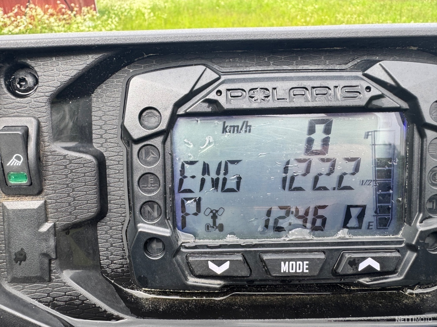 7 / 12