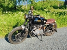 Suzuki GS