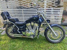 Suzuki Intruder