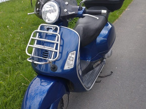 Vespa Granturismo