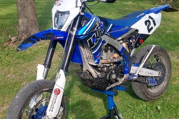 Yamaha WR