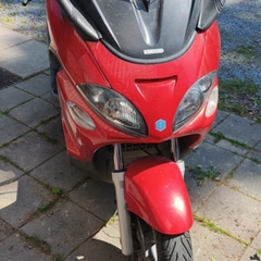 Piaggio X9