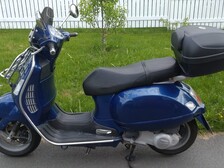 Vespa Commercial