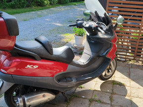 Piaggio X9