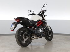 Benelli BN302