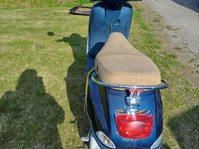 Vespa LX