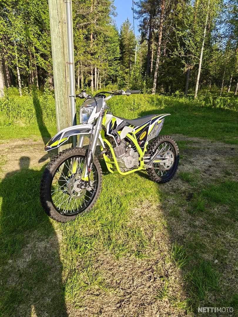 1 / 10