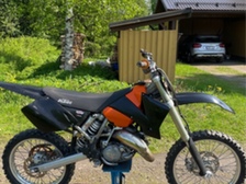 KTM 125