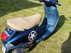 Vespa LX