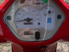 Vespa LX