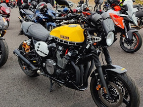 Yamaha XJR