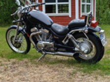 Suzuki Intruder