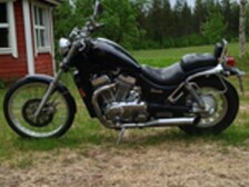 Suzuki Intruder