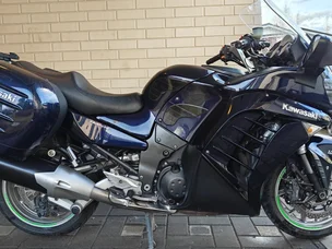 Kawasaki GTR