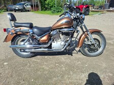Suzuki Intruder