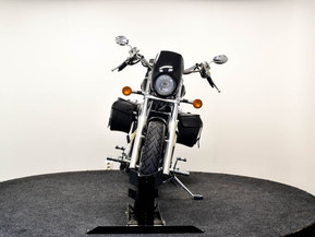 Suzuki Intruder