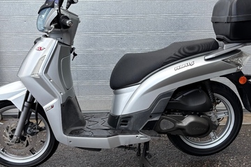 Kymco People