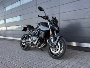Suzuki GSX-8S