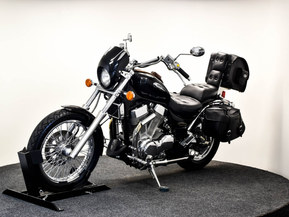 Suzuki Intruder