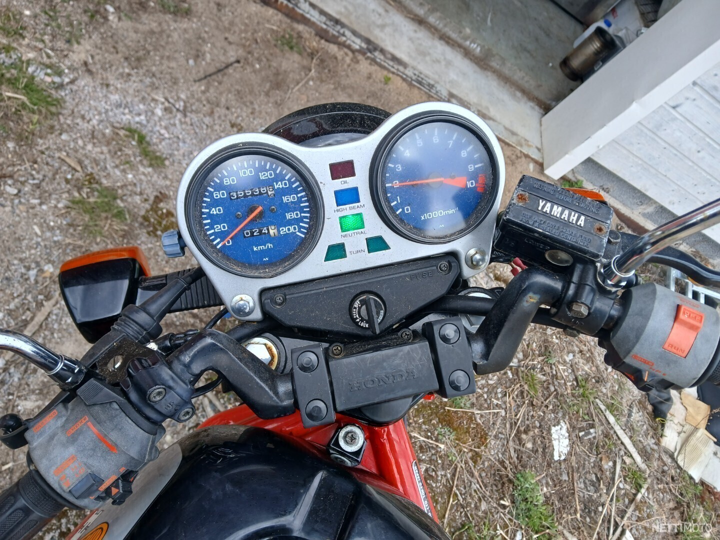 9 / 10